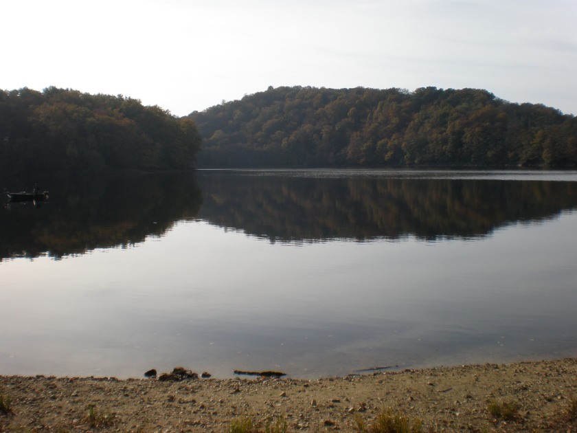 lac du crescent bourgogne